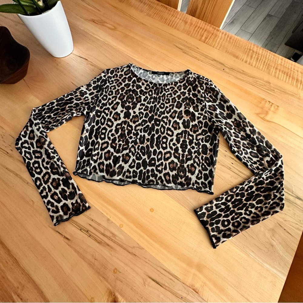 FOREVER 21 leopard print mesh crop top S